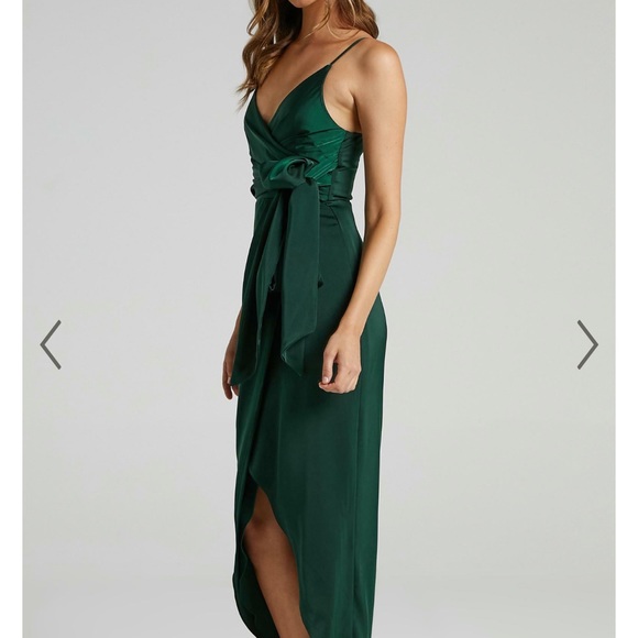 Emerald dress - Picture 3 of 16